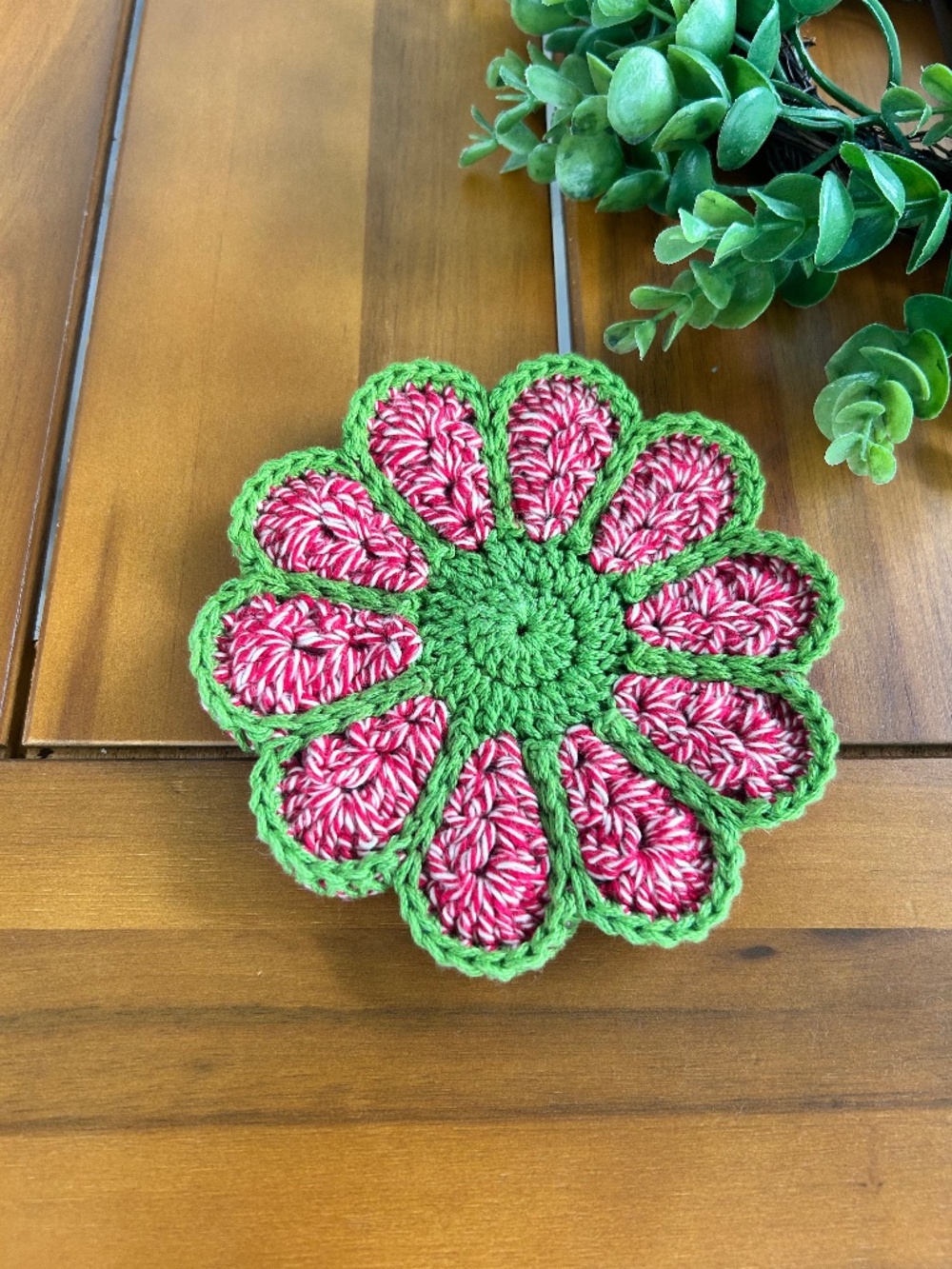 Handmade Vintage Retro Flower Coaster Red Green Christmas